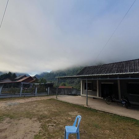 Khounxok Guesthouse Нонгкио Экстерьер фото